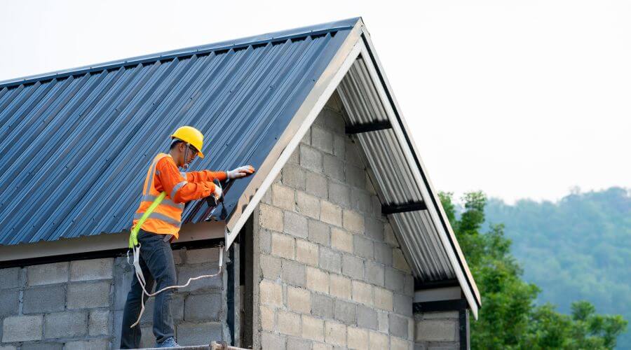 Professional residential roofers in Oakdale, NE